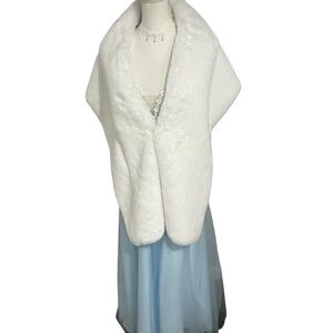 Chic White Faux Fur Cape